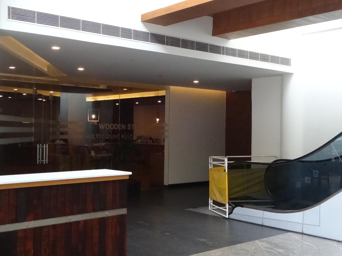 Woodies Bleisure Hotel Kozhikode Zewnętrze zdjęcie